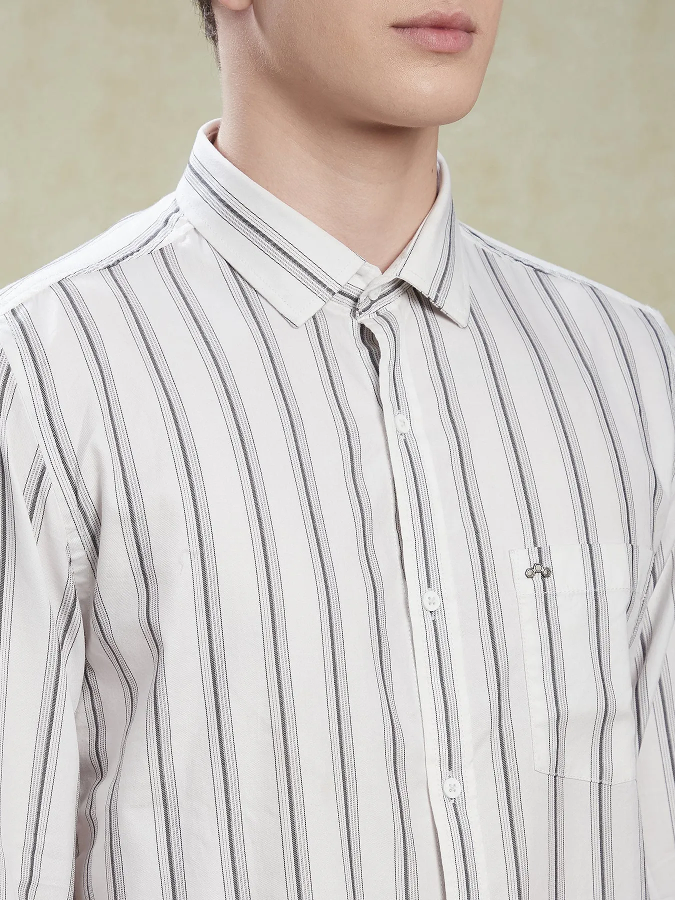 100% Cotton White Slim Fit Full Sleeve Striped Casual Mens Shirt