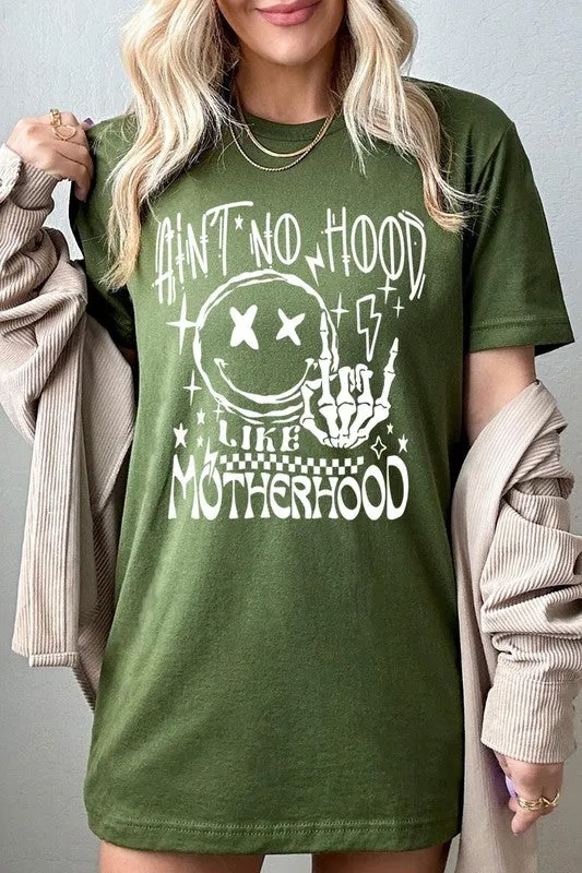 Ain't No Hood Like Motherhood Tee