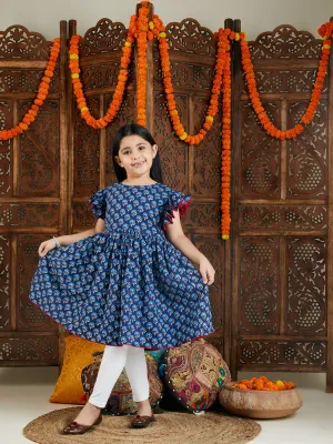 Jashvi Girl's Blue Printed Frock With Leggings Set