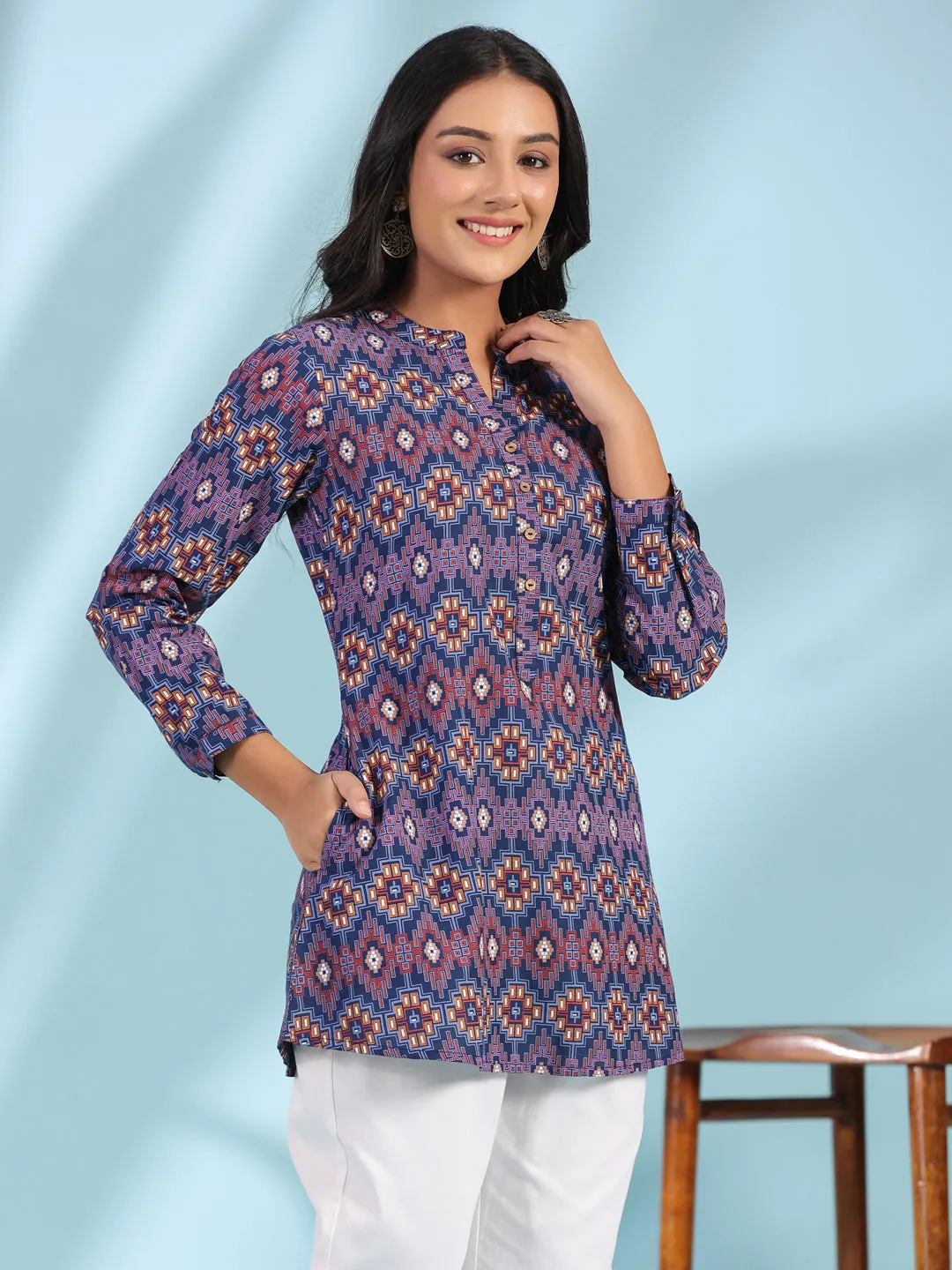 Jashvi The Crafted Geometrics Blue Geometric Printed Rayon Tunic